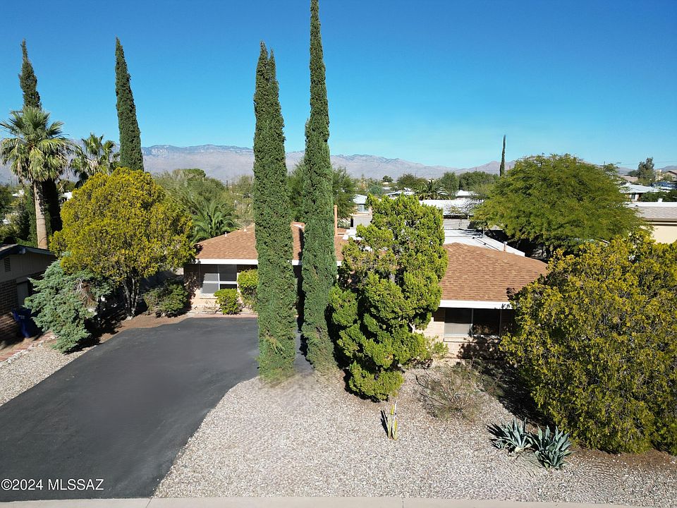 1st image of 733 S Santa Ana Dr