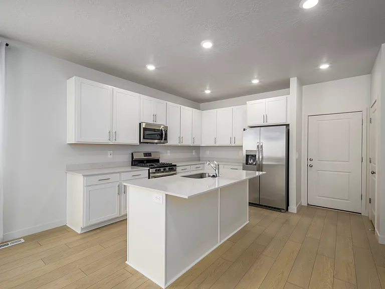 10019 N Featherstone Dr — Photo 7