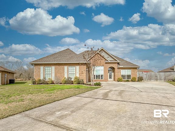 3rd image of 21387 Goldsboro Ln