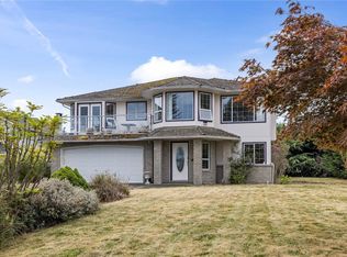876 Cavin Rd, Nanaimo, BC V9P1Z9