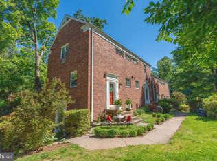 3502 Gunston Rd, Alexandria, VA 22302