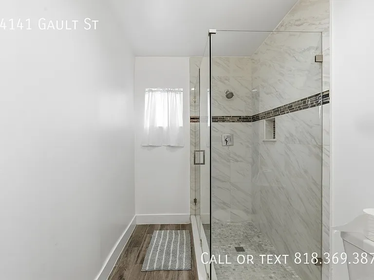 14141 Gault St — Photo 21