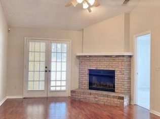 8823 Ivey Rd, Jacksonville, FL 32216