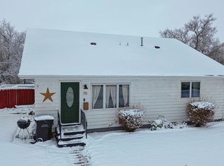 711 13th Ave W, Williston, ND 58801