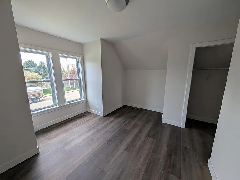 17334 N Main St — Photo 4