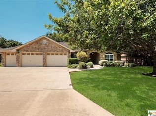 1942 Round Table, New Braunfels, TX 78130