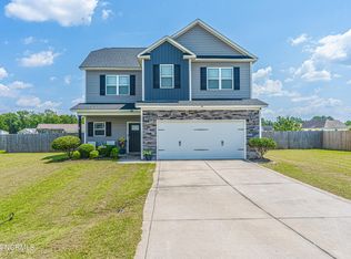 468 Driftwood Ln, Raeford, NC 28376
