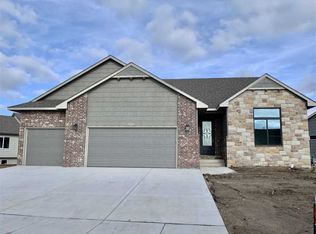 5118 N Athenian Cir, Wichita, KS 67204