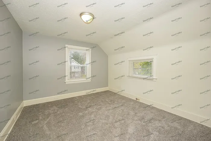 912 Yellowstone Rd — Photo 11