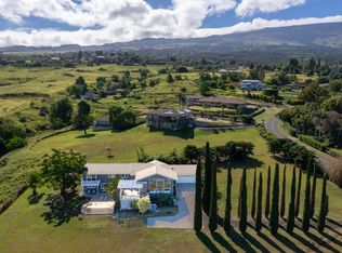 860 Holopuni Rd, Kula, HI 96790