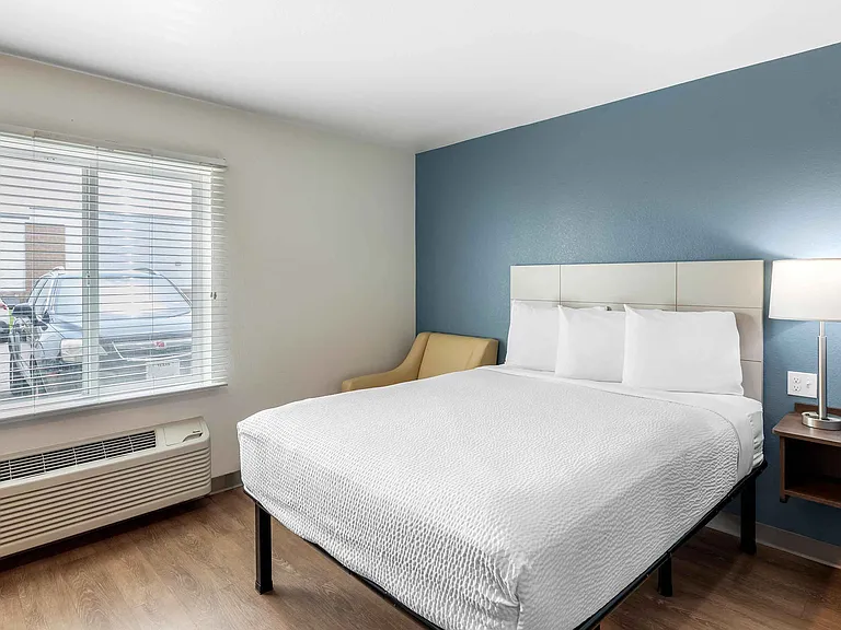 Studio Suite - 1 Queen Bed