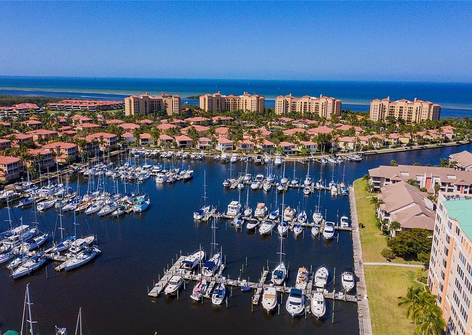 2nd image of 2060 Matecumbe Key Rd Unit 2801