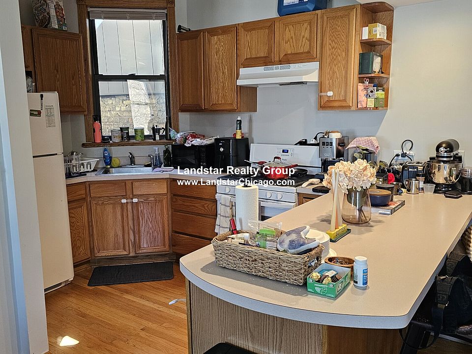 1st image of 1427 N Wood St APT 3F