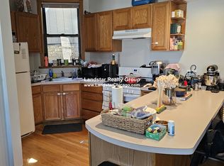 1427 N Wood St APT 3F, Chicago, IL 60622