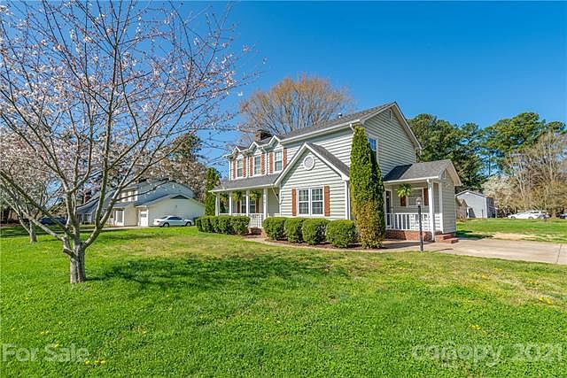 1st image of 2901 Valleywood Dr