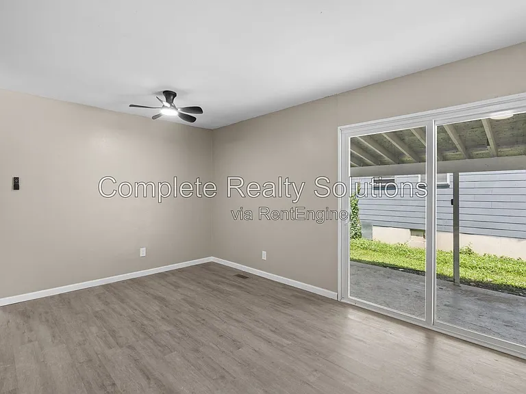 10417 Prince Dr — Photo 16