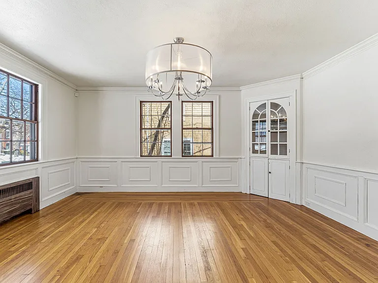 48 Acacia Ave — Photo 20