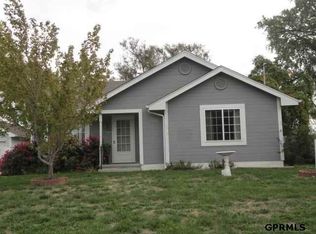 1005 N 14th St, Council Bluffs, IA 51501