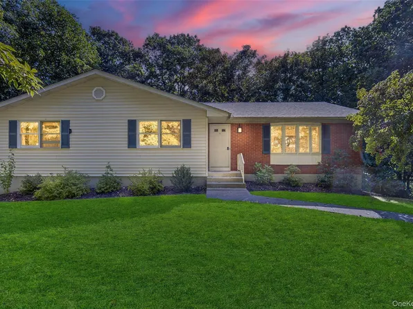 190 Schlueter Drive, Hopewell Junction, NY 12533