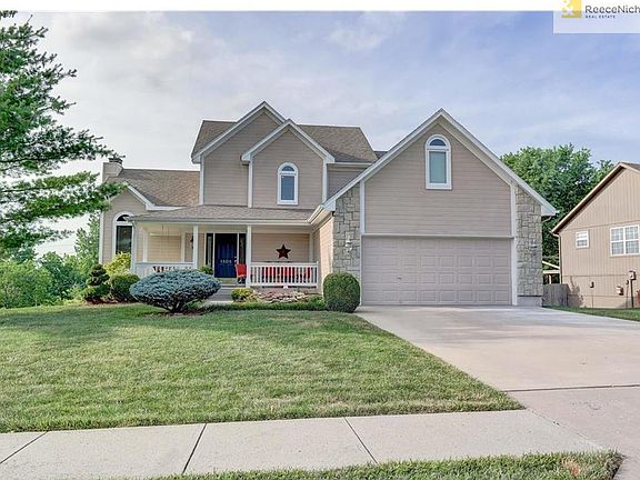 1.5 Story.  Large treed lot!