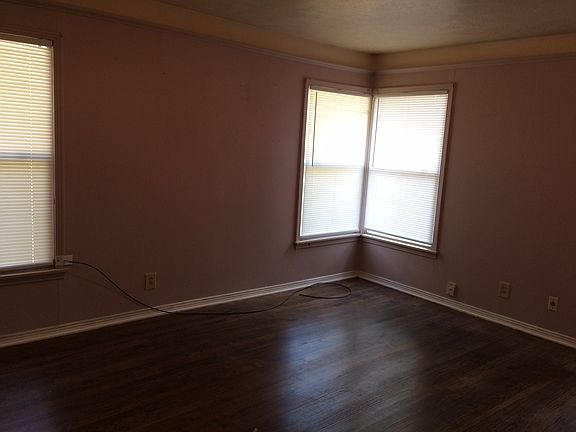 2nd image of 2647 Mimosa Park Dr