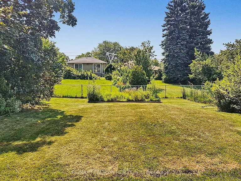 9 Stanwell Dr — Photo 19