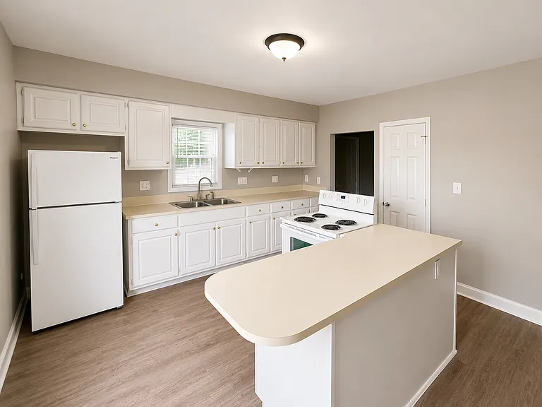 303 Providence Rd — Photo 3