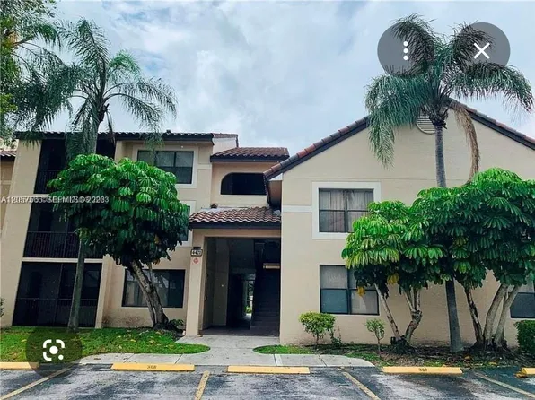 4421 W McNab Rd APT 17, Pompano Beach, FL 33069