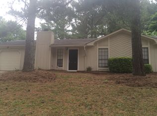 5617 Saint Thomas Dr, Lithonia, GA 30058
