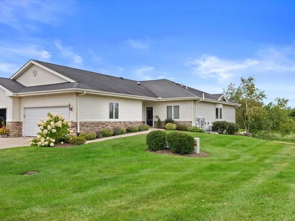 407 Creekside PLACE, Delavan, WI 53115