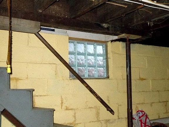 3rd image of 1023 Pearl St