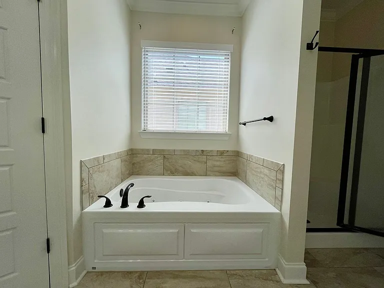 17229 Ledgestone Dr — Photo 10