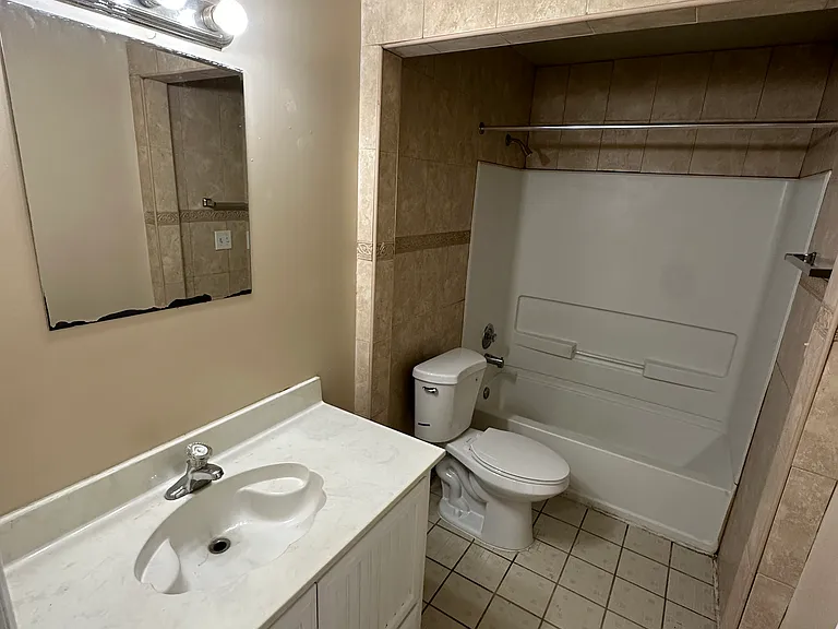 1020 Jesse St — Photo 14