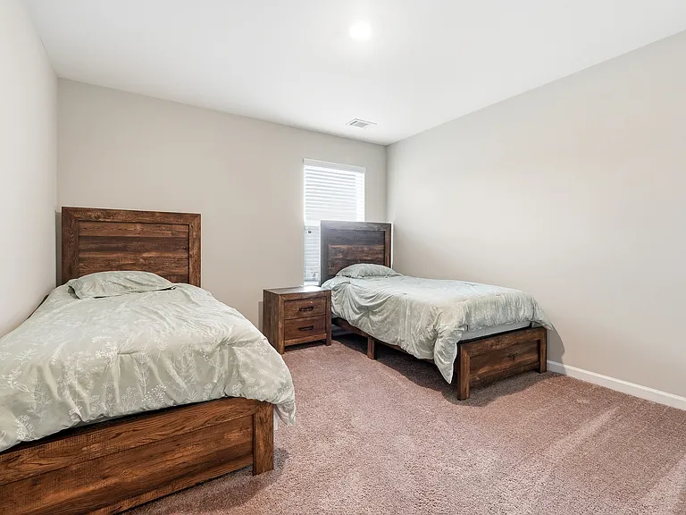3341 Melody Ln NE — Photo 19