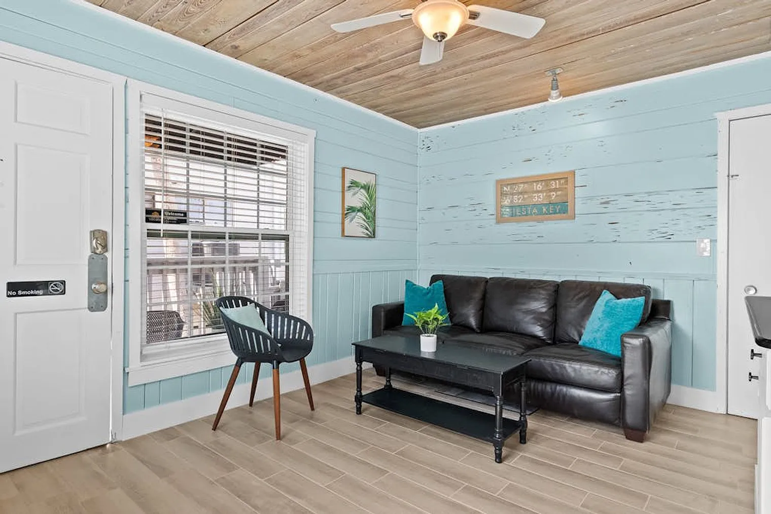 1 bed, 1.0 bath, 333 sqft, $2,520 — Photo 3