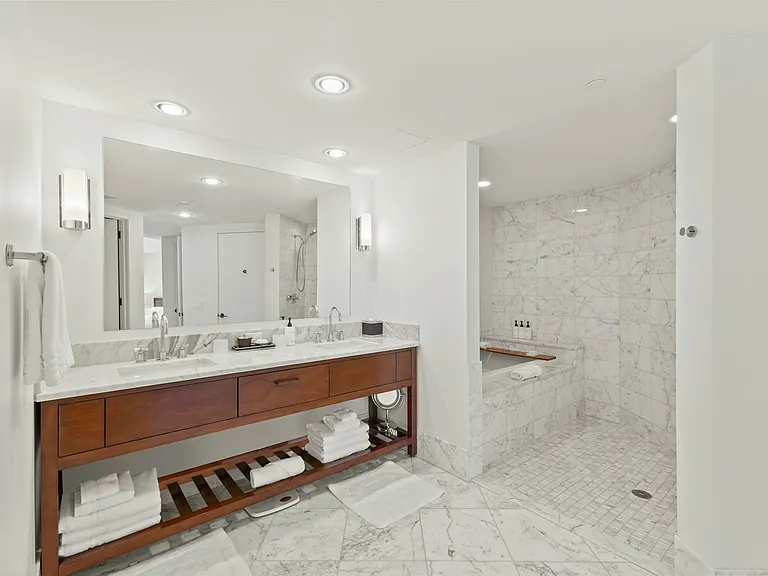 223 Saratoga Rd #2706 — Photo 16