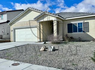 10675 Appaloosa Ave, Hesperia, CA 92345