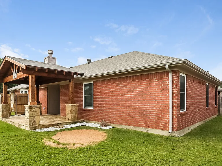 10921 Emerald Park Ln — Photo 16