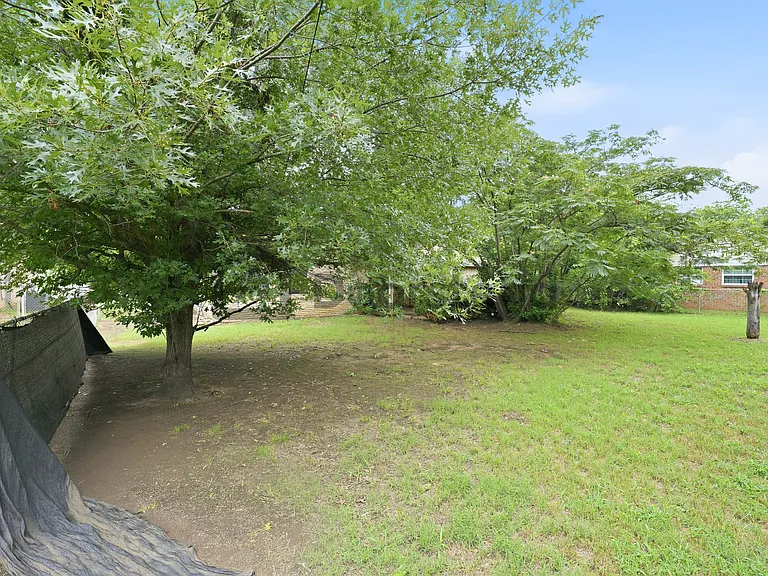 204 Jefflyn Ct — Photo 30