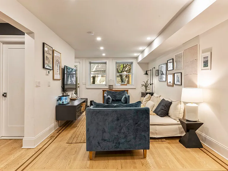 8 Paulmier Pl — Photo 15