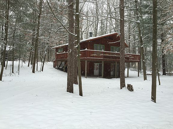 4th image of 12135 Cape Breton Dr