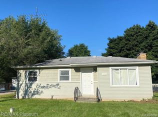 4318 Howe Rd, Grand Blanc, MI 48439