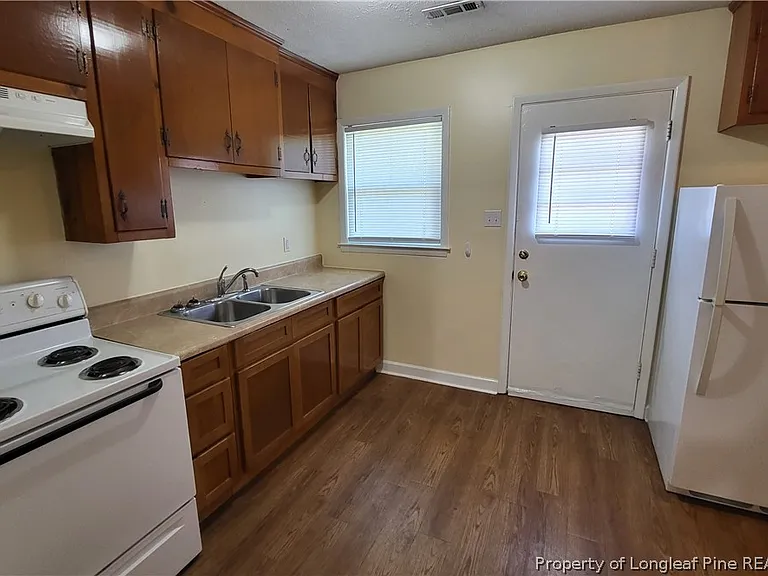 524 W 17th St — Photo 3