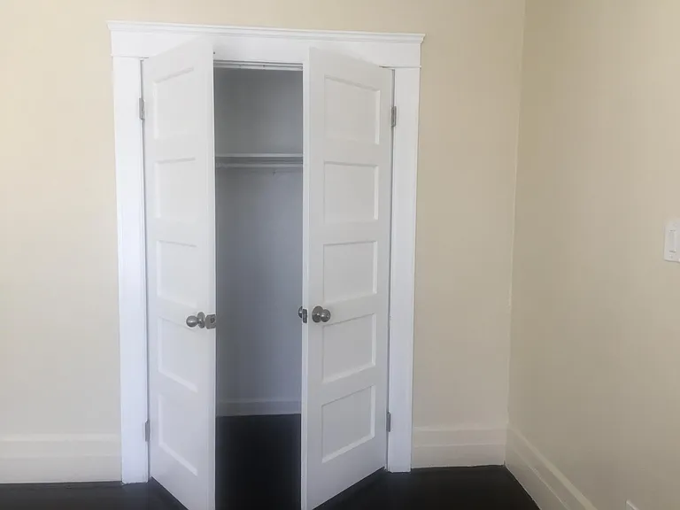 306 S Oak Knoll Ave #306 — Photo 6