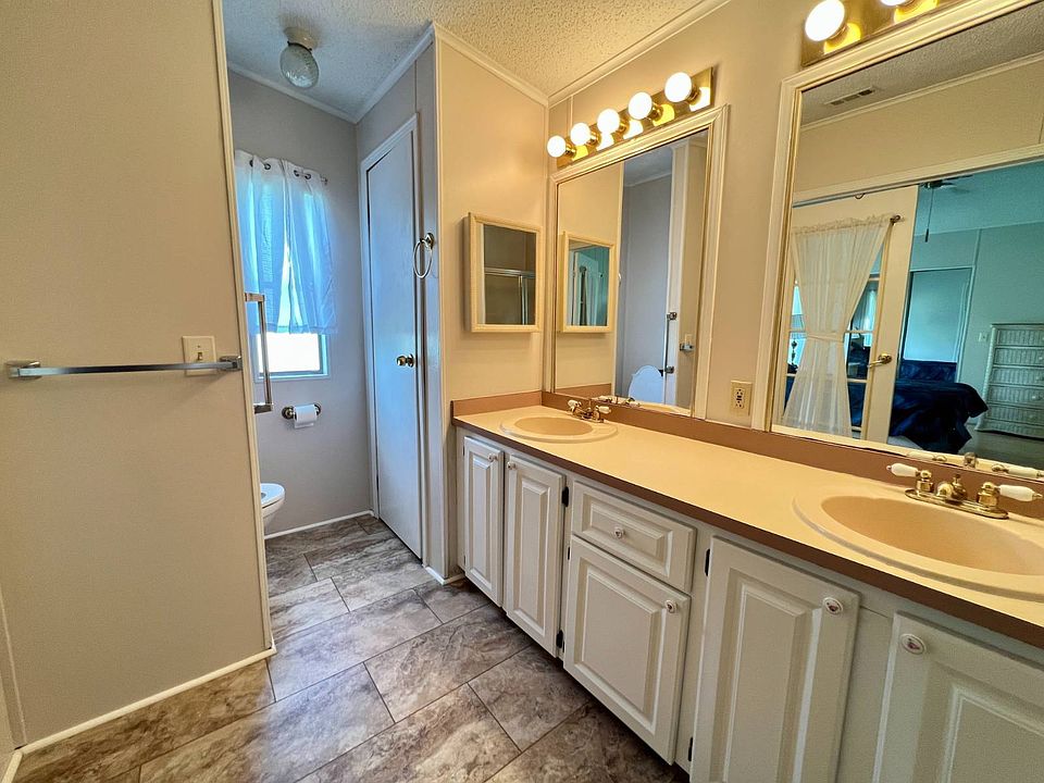 25th image of 145 Greenview Dr #145