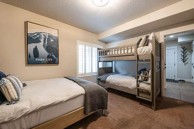 13281 N Alexis Dr — Photo 27