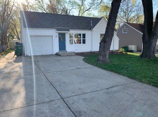 4921 Canterbury St, Mission, KS 66205