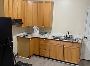318 E Division St APT 2, Syracuse, NY 13208