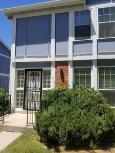 12028 E Canal Drive, Aurora, CO, 80011
