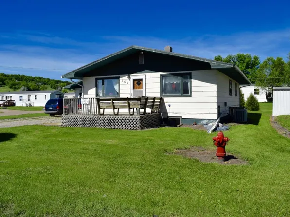 960 19th Ave SW, Valley City, ND 58072